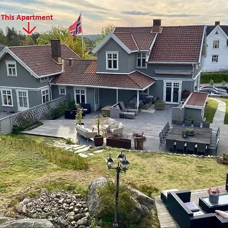 Mollerasen * Sandefjord